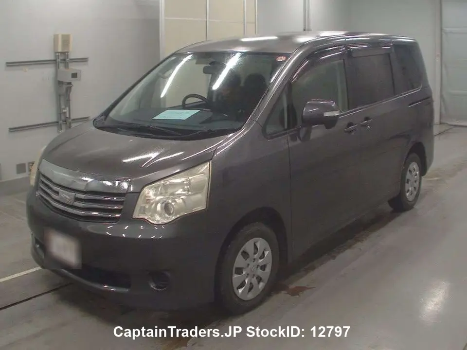 2010 Toyota Noah GRAY Van for sale, Japanese used car export | GULJI TRADERS