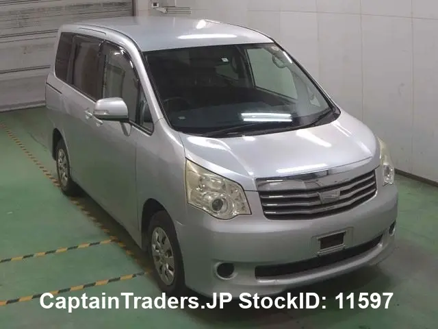 2010 Toyota Noah Silver Van for sale, Japanese used car export | GULJI TRADERS