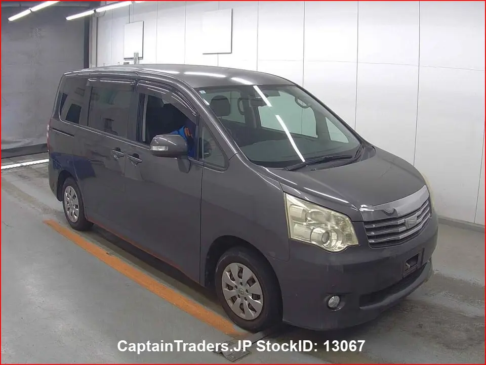 2010 Toyota Noah GRAY Van for sale, Japanese used car export - photo 1 of 7 | GULJI TRADERS