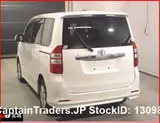 2010 Toyota Noah Pearl white Van for sale, Japanese used car export - photo 3 of 8 | GULJI TRADERS