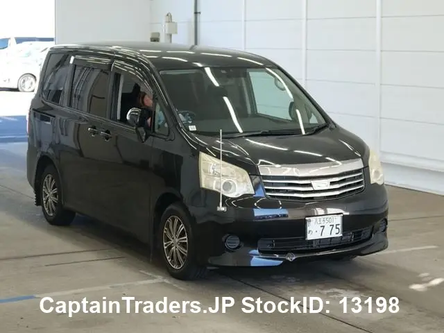 2011 Toyota Noah - photo 1 2011 Toyota Noah Black Van for sale, Japanese used car export | GULJI TRADERS