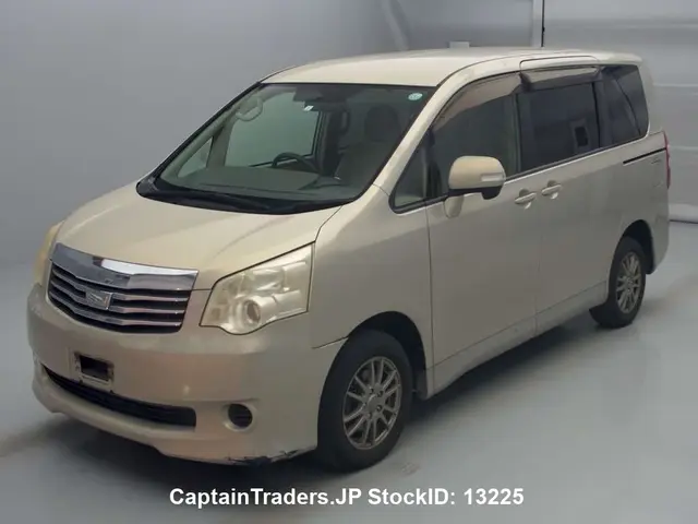 2011 Toyota Noah - photo 1 2011 Toyota Noah Goldon Van for sale, Japanese used car export | GULJI TRADERS