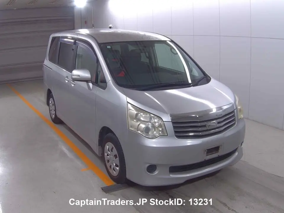 2011 Toyota Noah Silver Van for sale, Japanese used car export - photo 1 of 9 | GULJI TRADERS