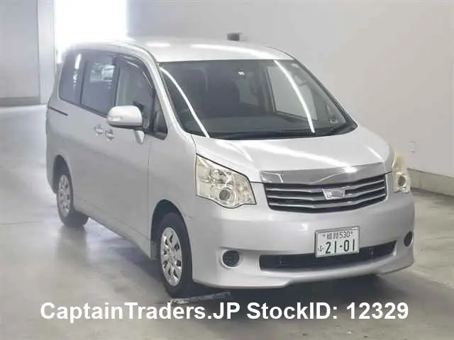 2012 Toyota Noah - photo 1 2012 Toyota Noah Silver Van for sale, Japanese used car export - photo 1 of 4 | GULJI TRADERS