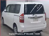 2013 Toyota Noah Pearl Van for sale, Japanese used car export - photo 3 of 12 | GULJI TRADERS