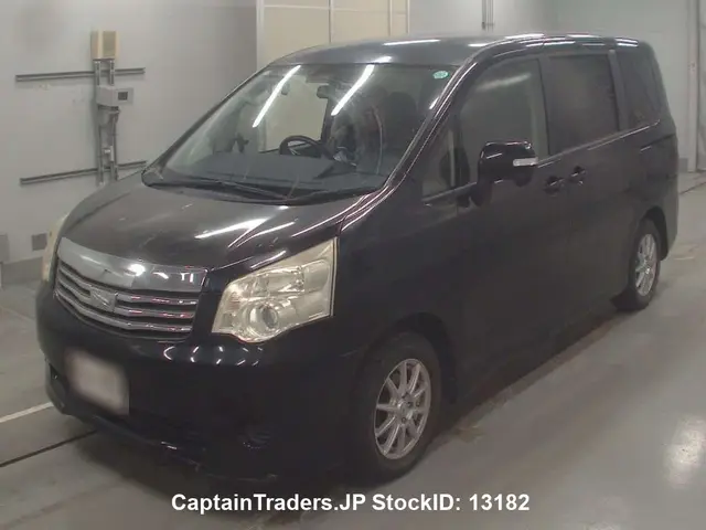 2013 Toyota Noah - photo 1 2013 Toyota Noah Black Van for sale, Japanese used car export | GULJI TRADERS