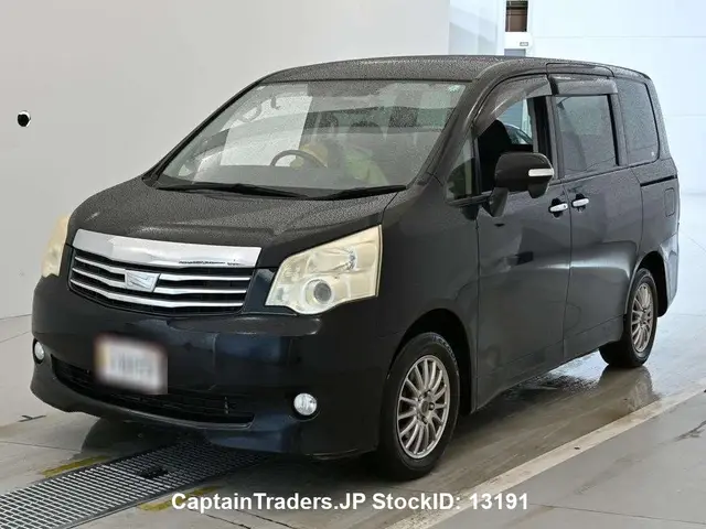 2013 Toyota Noah - photo 1 2013 Toyota Noah Black Van for sale, Japanese used car export | GULJI TRADERS
