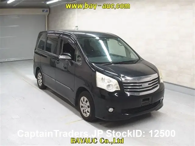 2013 Toyota Noah - photo 1 2013 Toyota Noah Black Van for sale, Japanese used car export - photo 1 of 4 | GULJI TRADERS