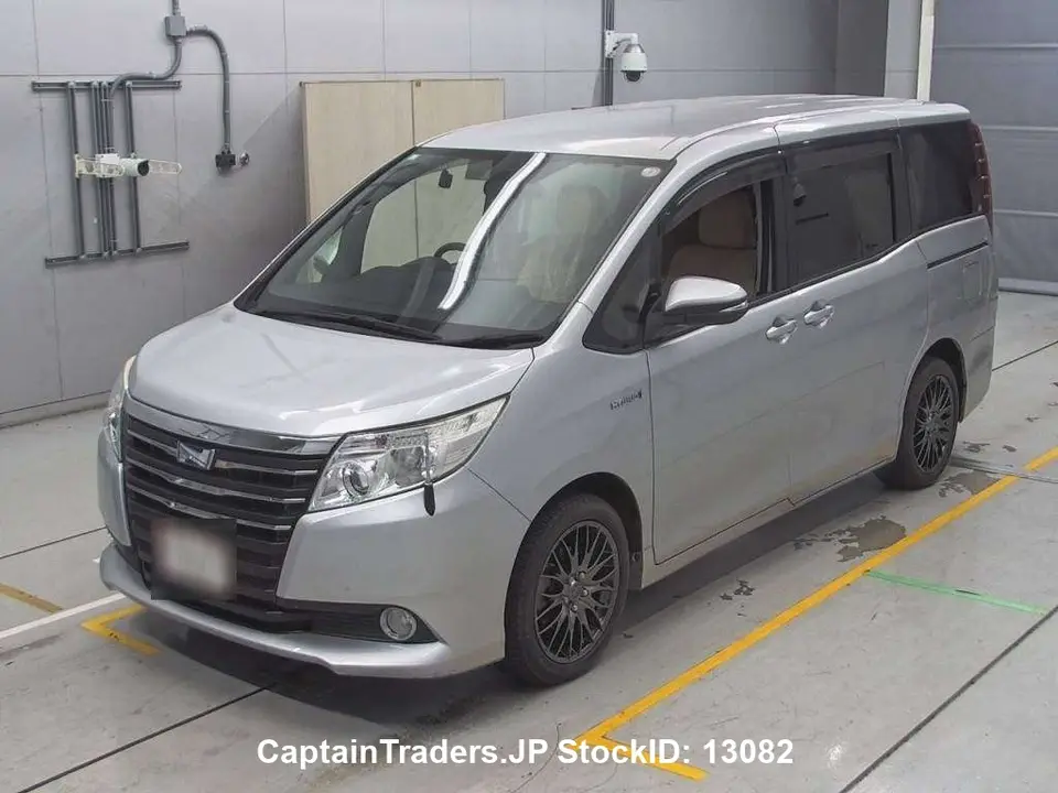 2014 Toyota Noah Hybrid Silver Van for sale, Japanese used car export - photo 1 of 31 | GULJI TRADERS