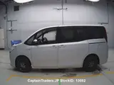 2014 Toyota Noah Hybrid Silver Van for sale, Japanese used car export - photo 5 of 31 | GULJI TRADERS