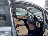 2014 Toyota Noah Hybrid Silver Van for sale, Japanese used car export - photo 21 of 31 | GULJI TRADERS