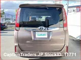 2015 Toyota Noah Hybrid Registration Year / Month 2014 / 5 Steering Right Manufacture Year / Month 2015 / 5 Seats 7 Mileage 49 Van for sale, Japanese used car export - photo 7 of 39 | GULJI TRADERS