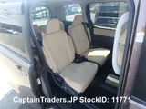 2015 Toyota Noah Hybrid Registration Year / Month 2014 / 5 Steering Right Manufacture Year / Month 2015 / 5 Seats 7 Mileage 49 Van for sale, Japanese used car export - photo 34 of 39 | GULJI TRADERS