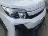 2018 Toyota Noah Push Start Si Gr Sports Pearl white Van for sale, Japanese used car export - photo 13 of 32 | GULJI TRADERS