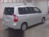 2012 Toyota Noah X Limited Silver Van for sale, Japanese used car export - photo 5 of 9 | GULJI TRADERS