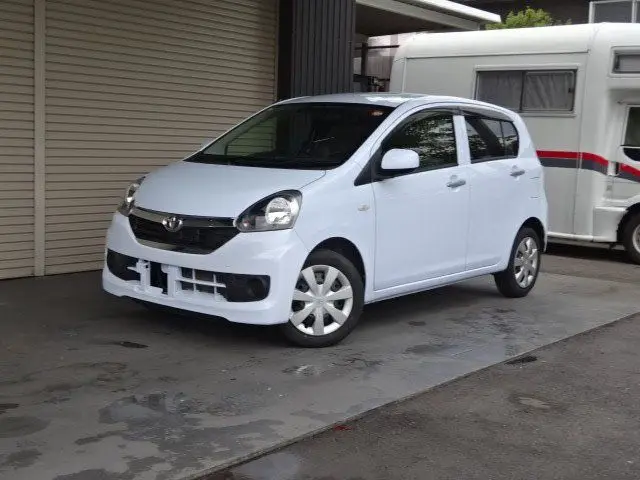 2017 Toyota Pixis Epoch 4WD Xf SA - photo 1 2017 Toyota Pixis Epoch 4WD Xf SA Blue Sedan for sale, Japanese used car export - photo 1 of 14 | GULJI TRADERS