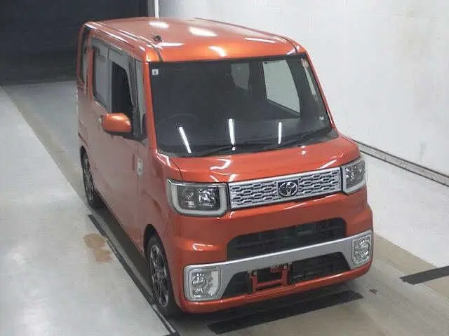 2015 Toyota Pixis Mega G SA Orange Van for sale, Japanese used car export - photo 1 of 5 | GULJI TRADERS