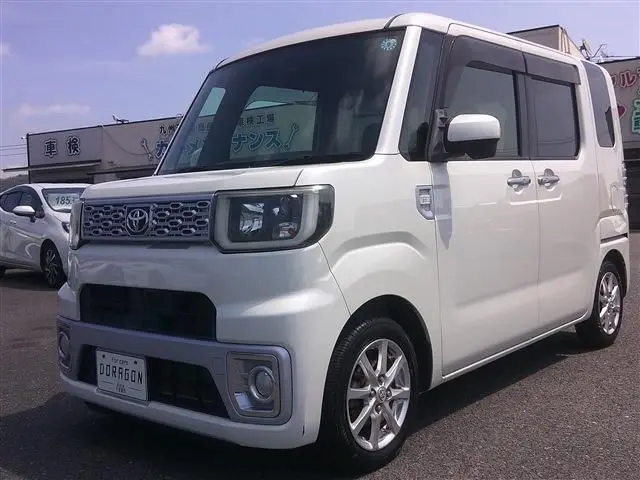 2016 Toyota Pixis Mega L SA Navigation BT Backup Camera ETC - photo 1 2016 Toyota Pixis Mega L SA Navigation BT Backup Camera ETC Pearl Van for sale, Japanese used car export - photo 1 of 30 | GULJI TRADERS