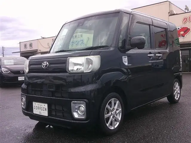 2017 Toyota Pixis Mega L SAII Digital TV Navigation System BT - photo 1 2017 Toyota Pixis Mega L SAII Digital TV Navigation System BT Black Van for sale, Japanese used car export - photo 1 of 30 | GULJI TRADERS