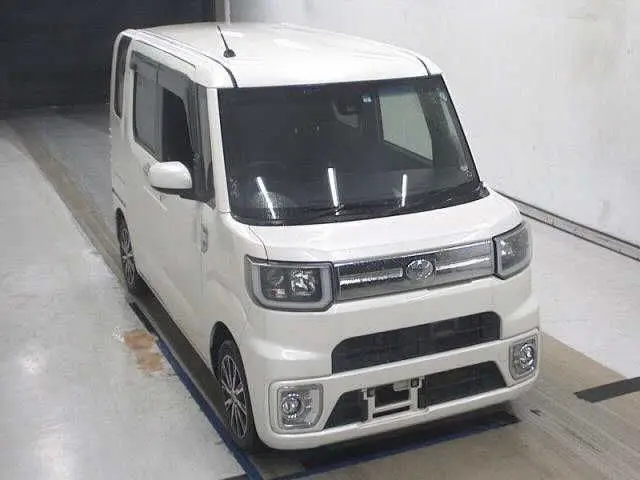 2017 Toyota Pixis Mega G Turbo SA II Pearl Van for sale, Japanese used car export - photo 1 of 7 | GULJI TRADERS