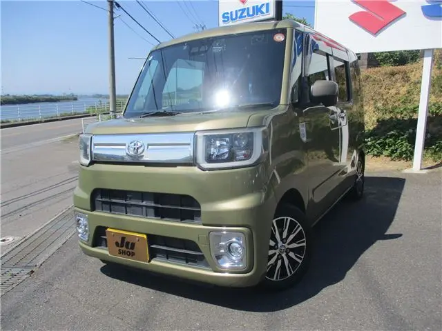 2018 Toyota Pixis Mega G Turbo SA3 Green Van for sale, Japanese used car export | GULJI TRADERS