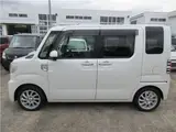 2018 Toyota Pixis Mega L SA 4WD, Dual Power Sliding Doors, Push Start, Smart Key, Heated Seats Pearl Van for sale, Japanese used car export - photo 5 of 71 | GULJI TRADERS
