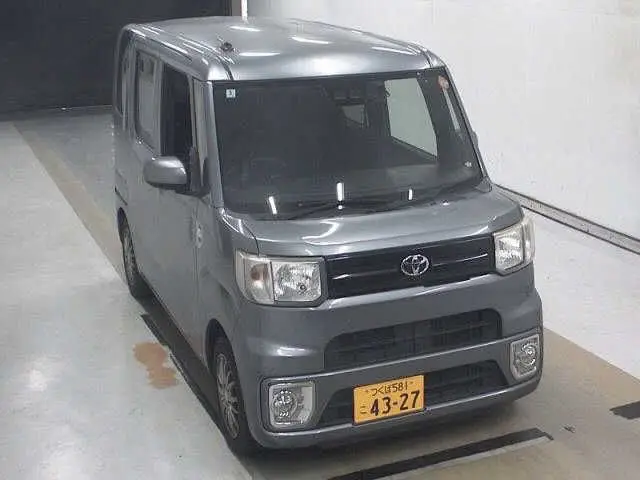 2018 Toyota Pixis Mega D SA III Gray Van for sale, Japanese used car export - photo 1 of 4 | GULJI TRADERS