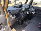 2022 Toyota Pixis Mega D SAIII Devotion 14AW Green Van for sale, Japanese used car export - photo 5 of 30 | GULJI TRADERS