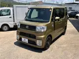 2022 Toyota Pixis Mega D SAIII Devotion 14AW Green Van for sale, Japanese used car export - photo 11 of 30 | GULJI TRADERS