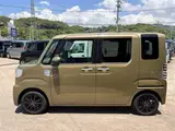 2022 Toyota Pixis Mega D SAIII Devotion 14AW Green Van for sale, Japanese used car export - photo 12 of 30 | GULJI TRADERS