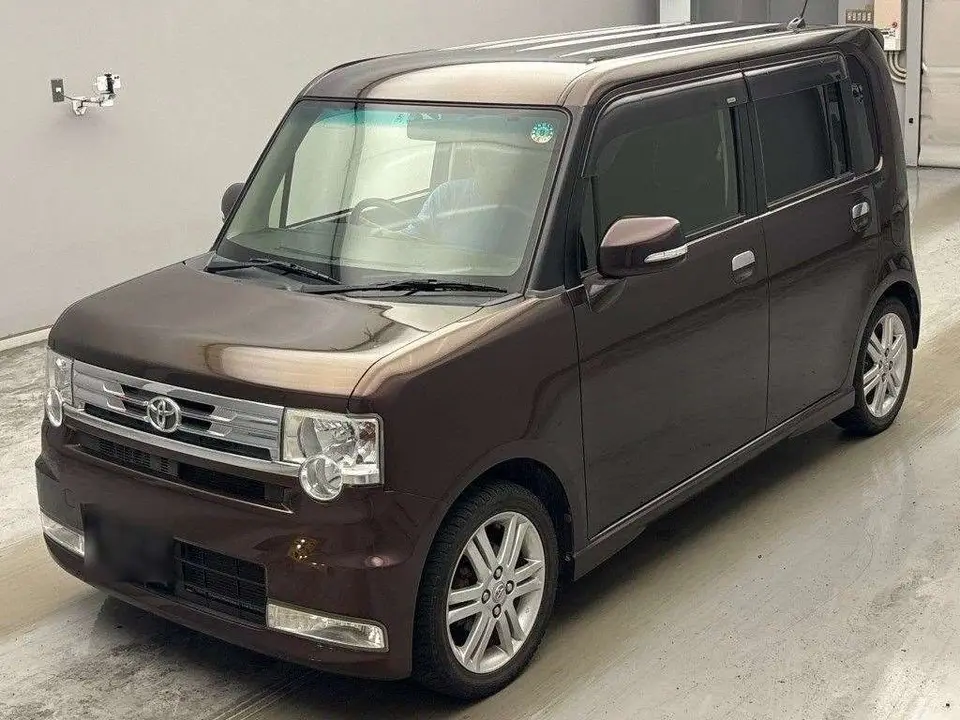 2012 Toyota Pixis Space Custom RS 4WD Brown Van for sale, Japanese used car export - photo 1 of 2 | GULJI TRADERS