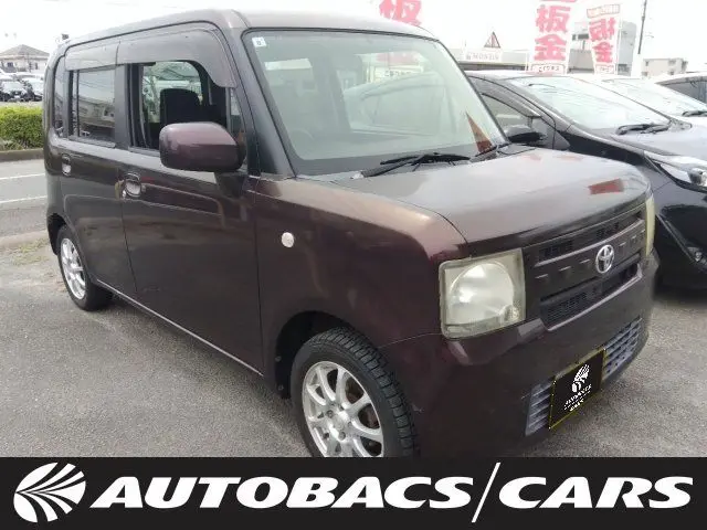 2013 Toyota Pixis Space 660 X 5-door CCVT 4WD 4-seater - photo 1 2013 Toyota Pixis Space 660 X 5-door CCVT 4WD 4-seater Brown Van for sale, Japanese used car export - photo 1 of 3 | GULJI TRADERS