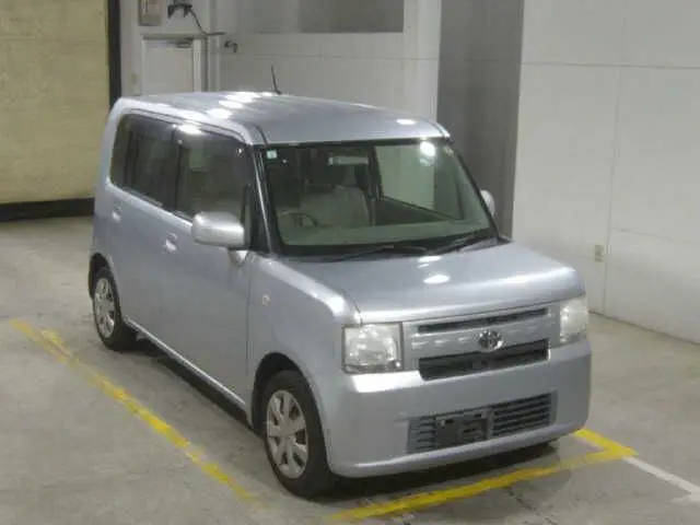 2013 Toyota Pixis Space Silver Van for sale, Japanese used car export | GULJI TRADERS