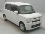 2015 Toyota Pixis Space L 4WD Pearl Van for sale, Japanese used car export - photo 3 of 12 | GULJI TRADERS