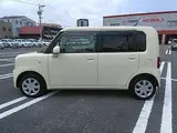 2016 Toyota Pixis Space 660 L 5-door CCVT 2WD 4-seater Brown Van for sale, Japanese used car export - photo 16 of 24 | GULJI TRADERS
