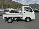 2020 Toyota Pixis Truck Standard White Truck for sale, Japanese used car export - photo 4 of 23 | GULJI TRADERS