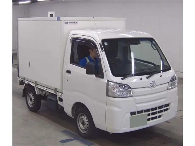 2022 Toyota Pixis Truck Standard SA 3t Medium Temperature Refrigerated Truck White Truck for sale, Japanese used car export | GULJI TRADERS