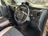 2019 Toyota Porte F Grandpa Brown Van for sale, Japanese used car export - photo 5 of 8 | GULJI TRADERS
