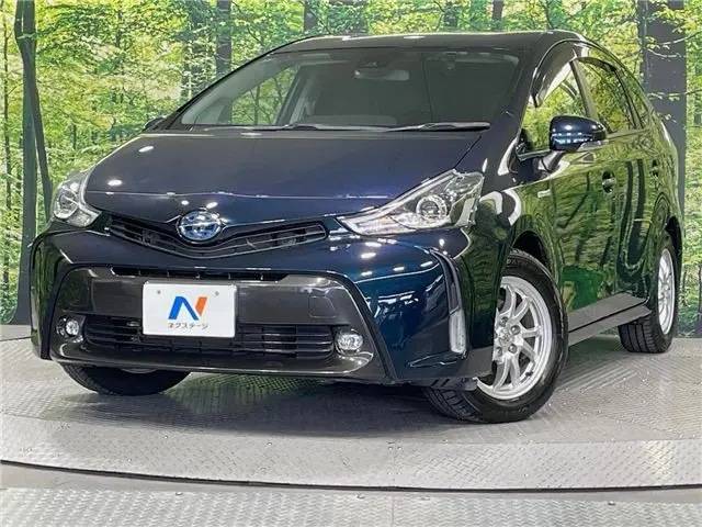 2020 Toyota Prius Alpha S Tune Black II - photo 1 2020 Toyota Prius Alpha S Tune Black II Other Van for sale, Japanese used car export - photo 1 of 30 | GULJI TRADERS