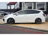 2020 Toyota Prius Alpha S Touring Selection GR Sport Pearl Van for sale, Japanese used car export - photo 2 of 9 | GULJI TRADERS