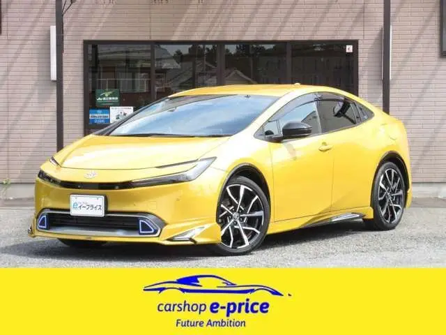 2023 Toyota Prius Phv Z / One owner / Modellista aero / Full-segment TV - photo 1 2023 Toyota Prius Phv Z / One owner / Modellista aero / Full-segment TV Yellow Sedan for sale, Japanese used car export - photo 1 of 80 | GULJI TRADERS