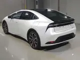2025 Toyota Prius Phv Z Pearl Sedan for sale, Japanese used car export - photo 4 of 8 | GULJI TRADERS