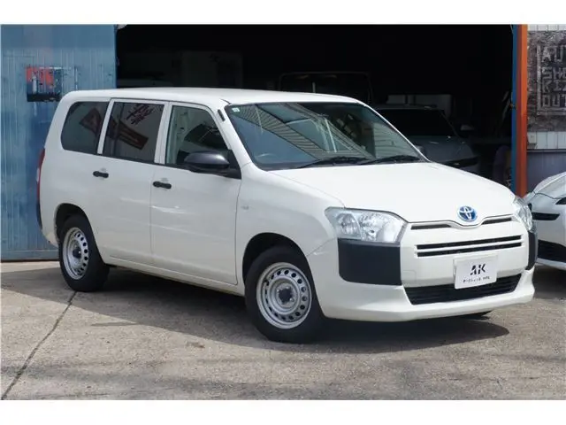 2022 Toyota Probox Hybrid GX - photo 1 2022 Toyota Probox Hybrid GX White Van for sale, Japanese used car export - photo 1 of 78 | GULJI TRADERS