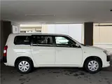 2022 Toyota Probox Hybrid F ★ One owner, non-smoking car, navigation, backup monitor White Van for sale, Japanese used car export - photo 12 of 59 | GULJI TRADERS