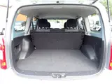 2010 Toyota Probox Wagon F Extra Package Limited 5-speed MT 4WD Full-segment navigation ETC Green Van for sale, Japanese used car export - photo 14 of 42 | GULJI TRADERS