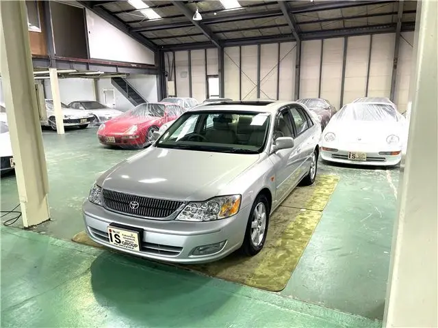 2000 Toyota Pronard 3.0G Package ★ 10,000 km mileage ★ One owner ★ Genuine leather power seats ★ - photo 1 2000 Toyota Pronard 3.0G Package ★ 10,000 km mileage ★ One owner ★ Genuine leather power seats ★ Silver Sedan for sale, Japanese used car export | GULJI TRADERS