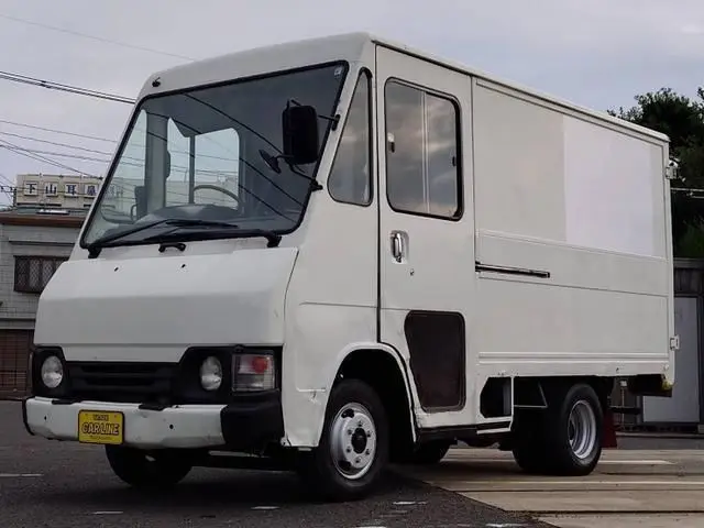 1995 Toyota Quick Delivery Van Loading 2000kg Column 5MT White Truck for sale, Japanese used car export | GULJI TRADERS