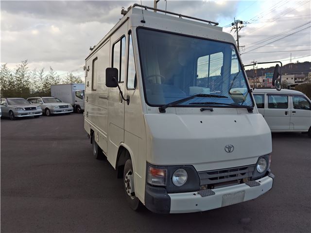 1997 Toyota Quick Delivery White Truck for sale, Japanese used car export | GULJI TRADERS
