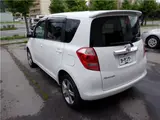 2007 Toyota Ractis GL Package 4WD Pearl Van for sale, Japanese used car export - photo 6 of 20 | GULJI TRADERS