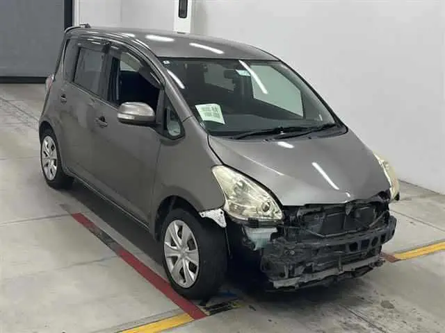 2008 Toyota Ractis G_L Package - photo 1 2008 Toyota Ractis G_L Package Gray Van for sale, Japanese used car export - photo 1 of 7 | GULJI TRADERS